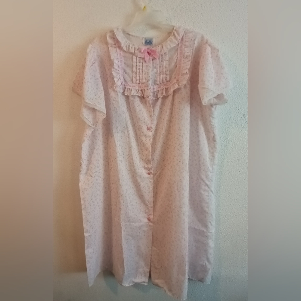 American Vintage :: Ballet Lace Ribbon Ruffle Detail Women's Robe Size 48